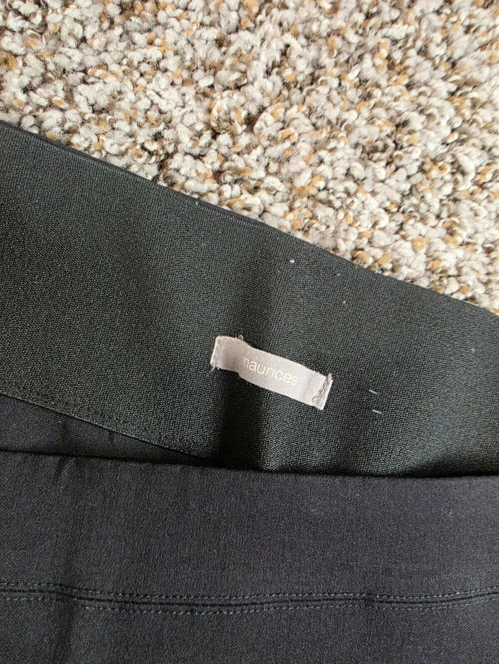 Maurices Womens Sz L Short Ankle Length Skinny Leg Dress Pants Black Pull On